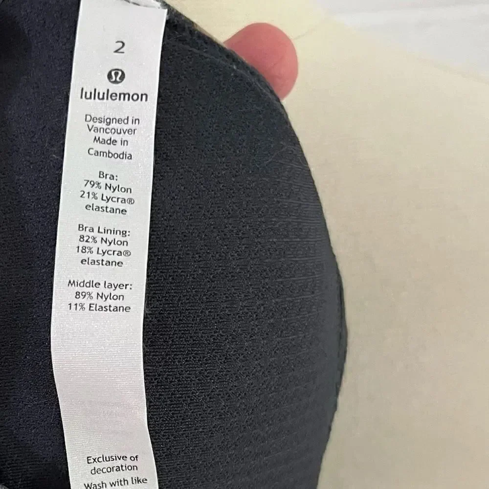Lululemon Free To Be Bra Wild Frosted Multi Rose Size 2